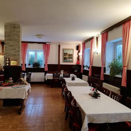 Guesthouse Arnika Fužine Екстериор снимка