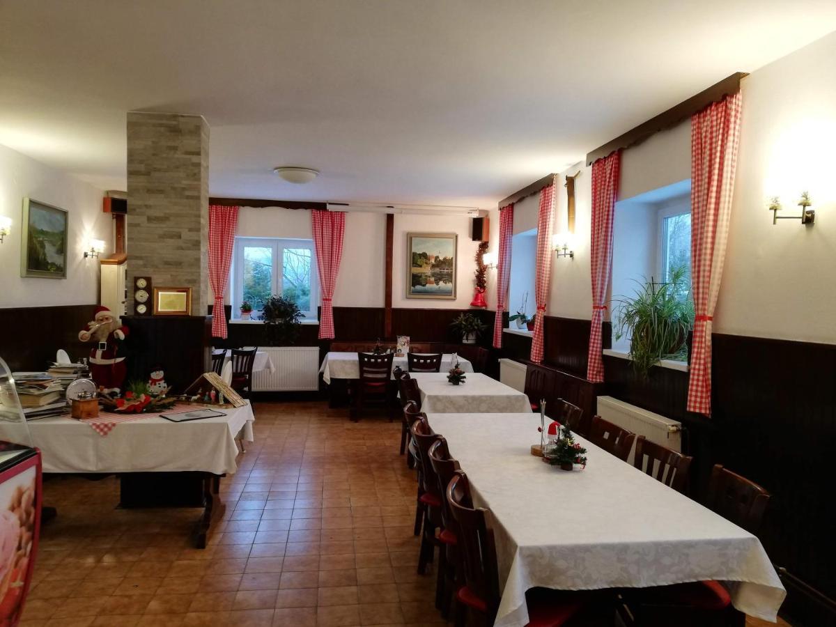 Guesthouse Arnika Fužine Екстериор снимка