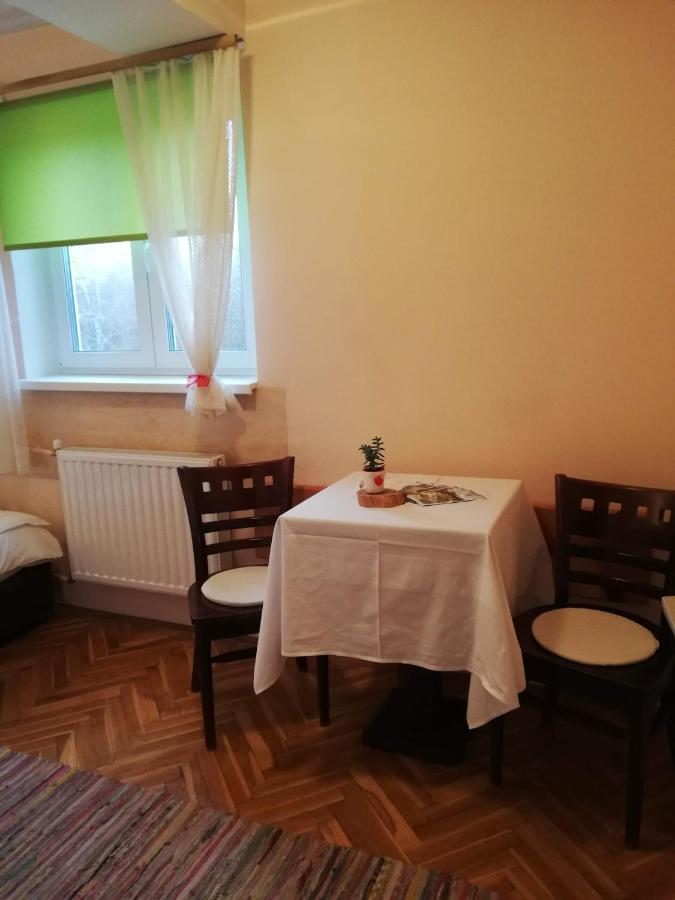 Guesthouse Arnika Fužine Екстериор снимка