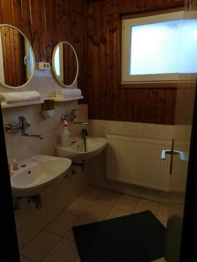 Guesthouse Arnika Fužine Екстериор снимка